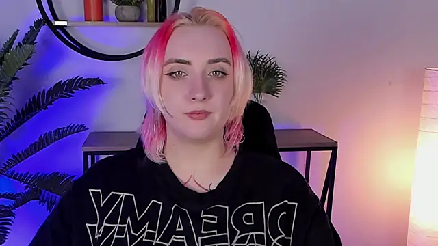 Snapshot of AsheLucker chatting on February 9, 11:46 pm AsheLucker online show from February 9, 11:46 pm