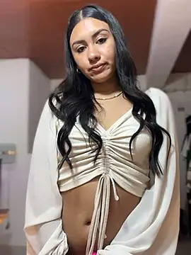 Snapshot of Ambar_pe_ chatting on January 12, 11:36 pm Ambar pe online show from January 12, 11:36 pm