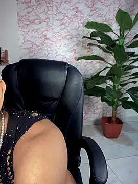 Snapshot of Ambar_pe_ chatting on November 26, 3:29 am Ambar pe online show from November 26, 3:29 am