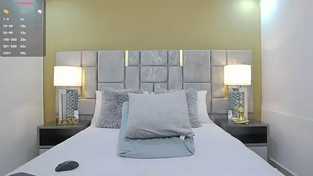 Little Amarantha online show from September 13, 1:38 am