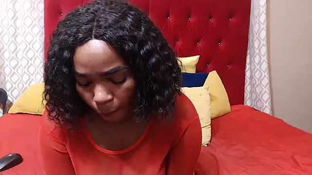 EBONYBUSTYY online show from March 6, 6:48 pm