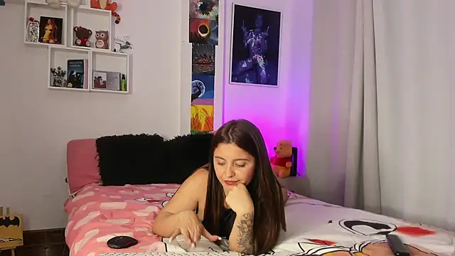 Sarah Jhonson online show from February 2, 1:45 am