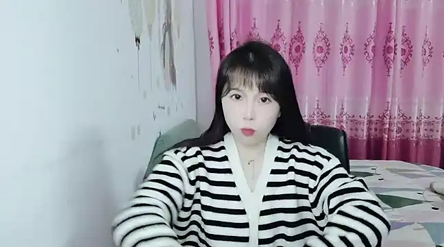 Sunset glow online show from January 25, 3:30 pm