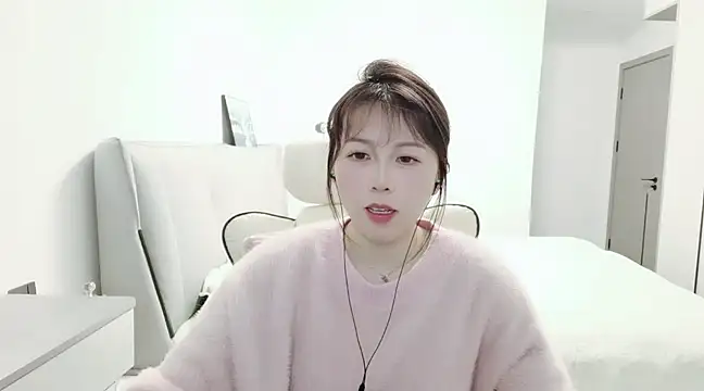 Sunset glow online show from February 21, 3:43 pm