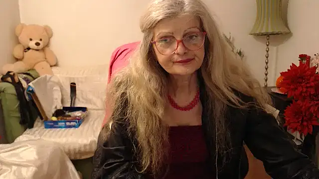 BlairFort online show from November 6, 1:56 pm