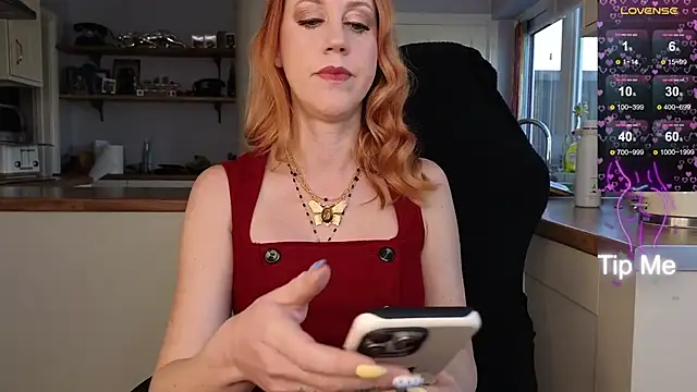 Snapshot of stripmequick chatting on March 19, 2:02 pm stripmequick online show from March 19, 2:02 pm