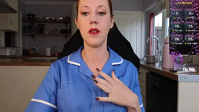 Snapshot of stripmequick chatting on October 1, 9:37 am stripmequick online show from October 1, 9:37 am