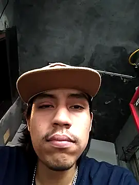 Snapshot of AlexAlejandro13 chatting on September 8, 11:26 pm AlexAlejandro13 online show from September 8, 11:26 pm