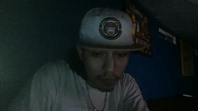 Snapshot of AlexAlejandro13 chatting on September 21, 6:26 am AlexAlejandro13 online show from September 21, 6:26 am