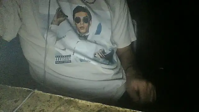 Snapshot of AlexAlejandro13 chatting on October 24, 5:26 am AlexAlejandro13 online show from October 24, 5:26 am