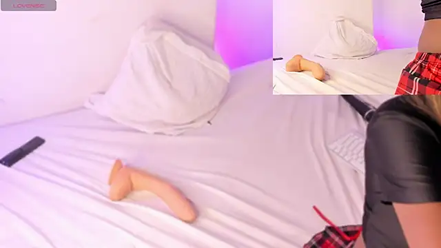 AgathaFoxx online show from February 7, 7:40 am