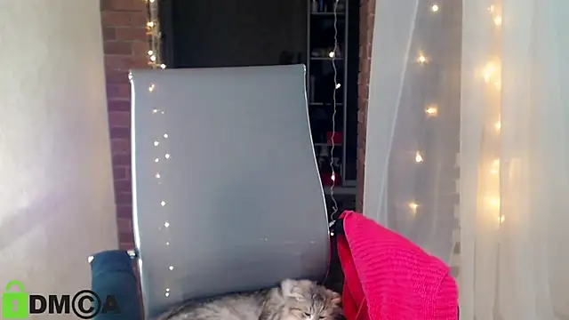 ms kelarini online show from February 8, 9:15 pm