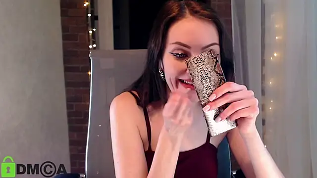 ms kelarini online show from March 10, 2:48 pm