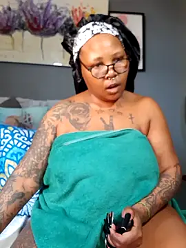 PearlSexxy69 online show from March 12, 11:42 am