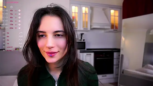 Holla Molly online show from February 27, 2:43 pm