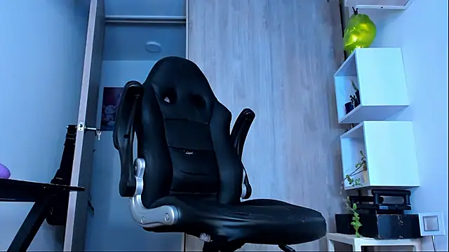 Ricardo 1998 online show from February 28, 6:32 am