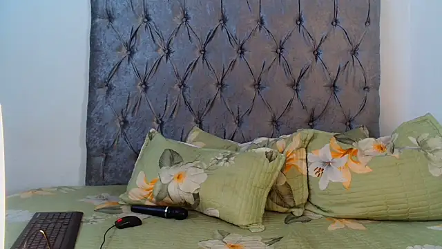 Snapshot of AvaOcean chatting on February 15, 8:22 pm AvaOcean online show from February 15, 8:22 pm