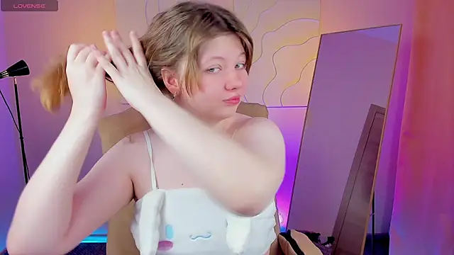 Vivian cutie online show from February 8, 10:29 am