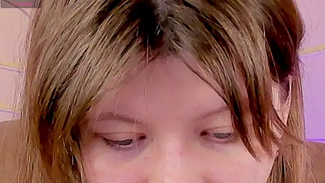 Vivian cutie online show from March 8, 10:32 am