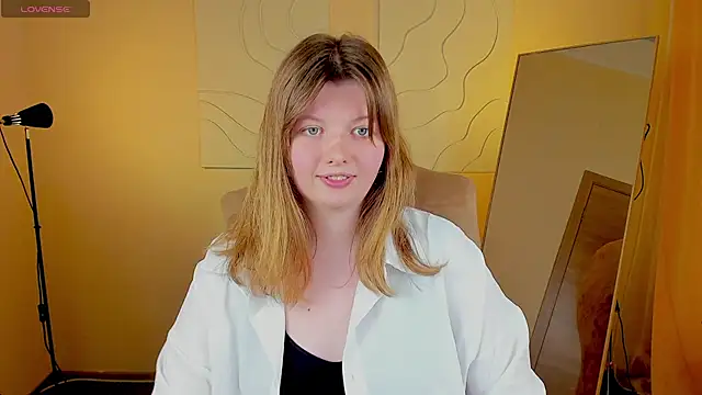 Vivian cutie online show from March 13, 3:28 pm