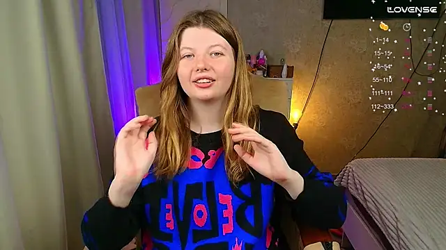 Vivian cutie online show from September 25, 4:21 pm