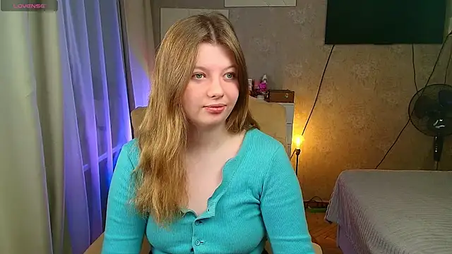 Vivian cutie online show from November 22, 4:22 am