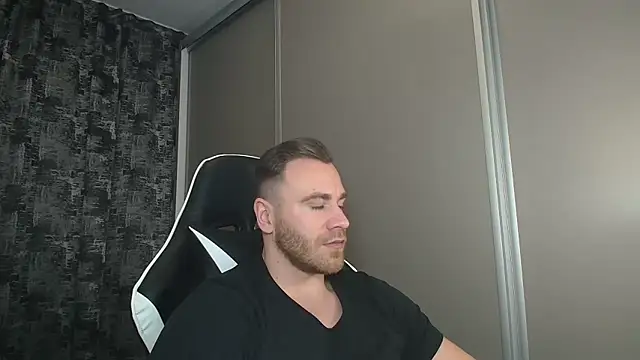 Thori92 online show from January 12, 6:38 pm