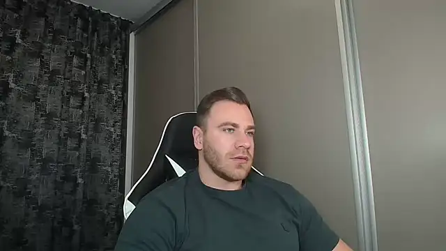 Thori92 online show from January 19, 6:00 pm