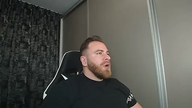 Thori92 online show from March 21, 5:23 pm