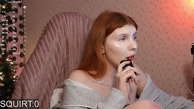 Snapshot of _aleksa_ chatting on December 19, 9:49 pm aleksa online show from December 19, 9:49 pm