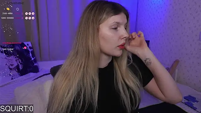 Snapshot of _aleksa_ chatting on November 20, 5:45 pm aleksa online show from November 20, 5:45 pm