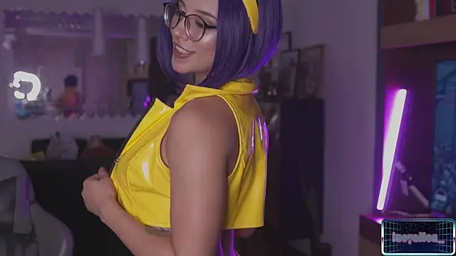 LucyAllenX online show from December 8, 4:25 am