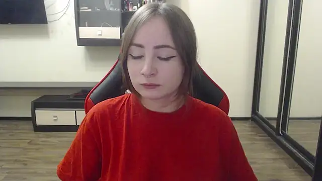 Snapshot of Laralianna chatting on December 21, 8:21 pm Laralianna online show from December 21, 8:21 pm