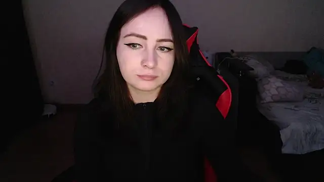 Snapshot of Laralianna chatting on October 31, 3:46 pm Laralianna online show from October 31, 3:46 pm