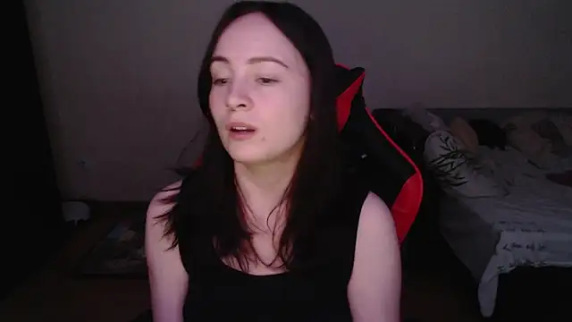 Snapshot of Laralianna chatting on November 11, 8:42 pm Laralianna online show from November 11, 8:42 pm