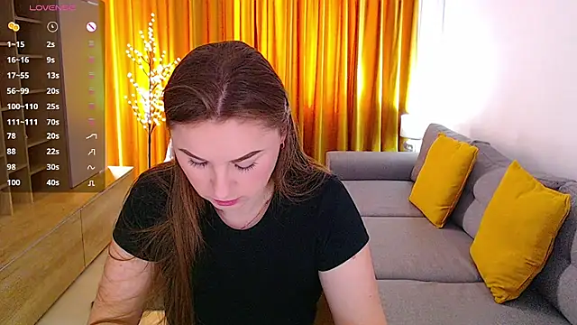 Snapshot of _Mia_Adams chatting on December 5, 11:27 am Mia Adams online show from December 5, 11:27 am