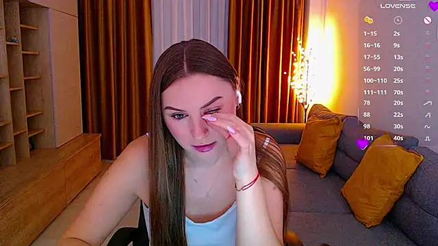 Snapshot of _Mia_Adams chatting on November 11, 8:14 am Mia Adams online show from November 11, 8:14 am