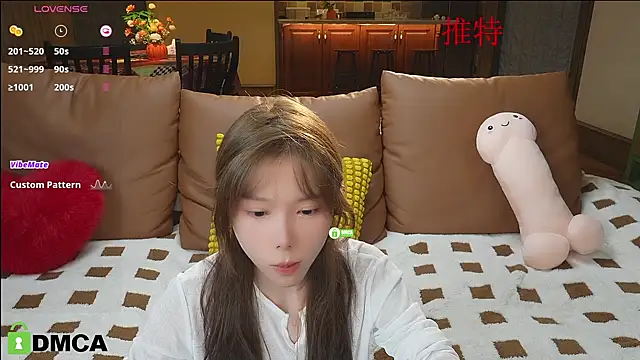 Luna520 online show from January 3, 1:14 pm