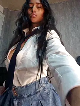 Valentinne z online show from February 22, 9:34 am