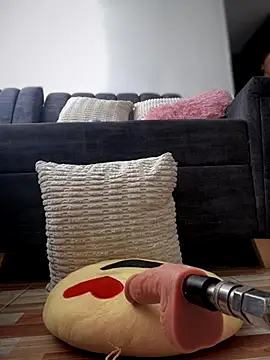 Sofhi a20 online show from September 23, 9:29 pm