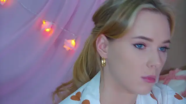 GentleRossi online show from January 17, 6:44 pm