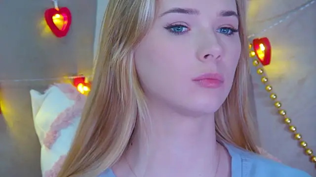 GentleRossi online show from February 8, 7:05 pm