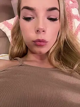 GentleRossi online show from March 7, 9:48 pm