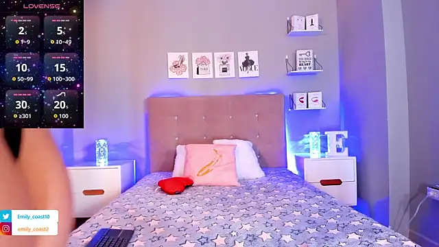 EmilyCoast-1 online show from December 2, 7:20 pm