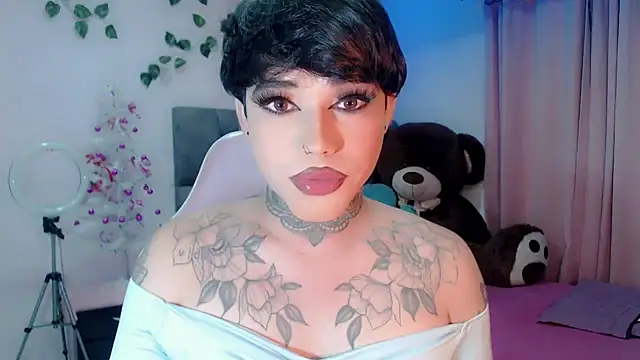 Snapshot of little_star_porn chatting on December 15, 8:25 pm little star porn online show from December 15, 8:25 pm