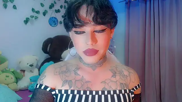 Snapshot of little_star_porn chatting on December 27, 3:15 pm little star porn online show from December 27, 3:15 pm