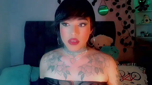 Snapshot of little_star_porn chatting on January 10, 5:47 am little star porn online show from January 10, 5:47 am