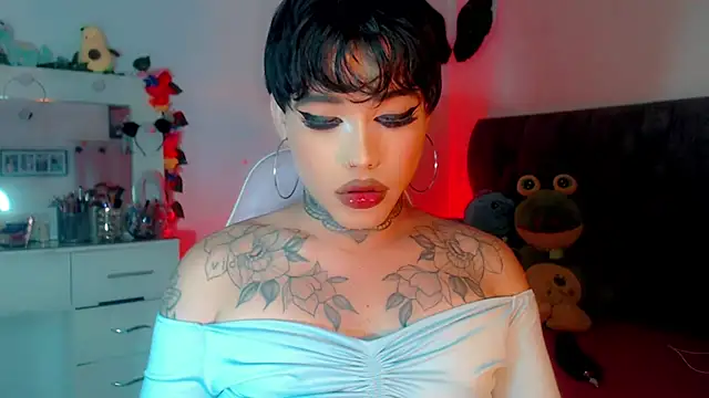 Snapshot of little_star_porn chatting on January 23, 3:05 am little star porn online show from January 23, 3:05 am