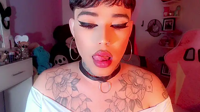 Snapshot of little_star_porn chatting on March 14, 3:14 pm little star porn online show from March 14, 3:14 pm