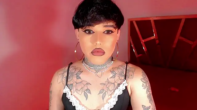 Snapshot of little_star_porn chatting on October 27, 2:37 am little star porn online show from October 27, 2:37 am